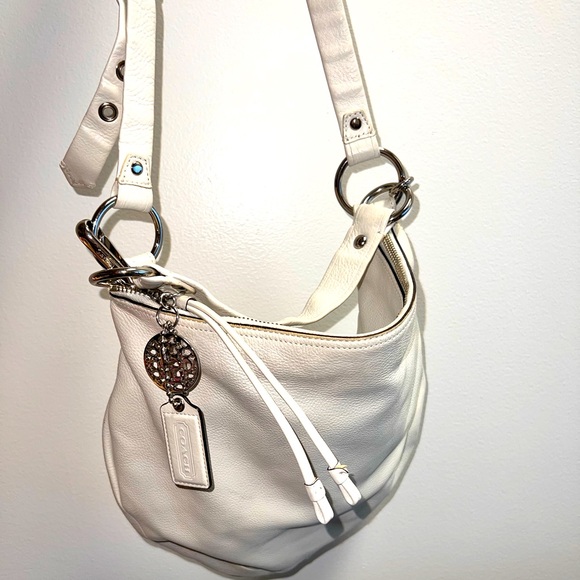 COACH RARE EUC VINTAGE IVORY WHITE- 2 WAY Hobo bag! - Picture 1 of 16